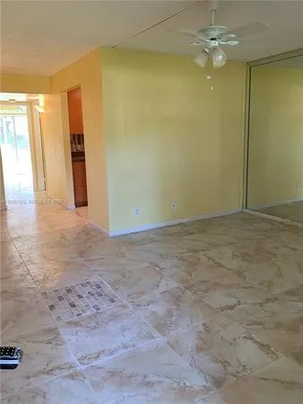 an empty room with a empty space