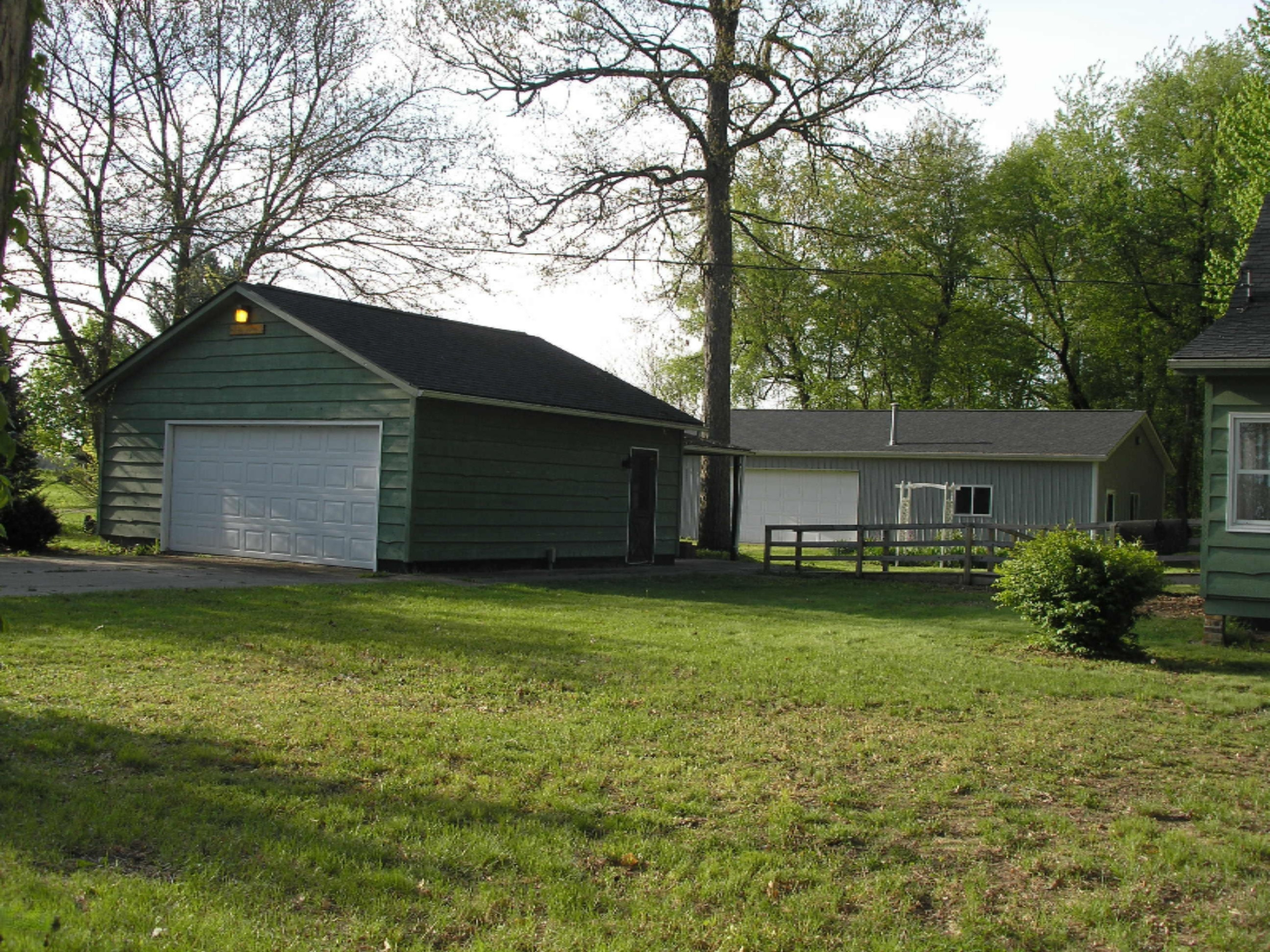 21107 Hampton Road Three Rivers, MI 49093 - Photo 3 of 49 21107 Hampton Spring pics updated 004