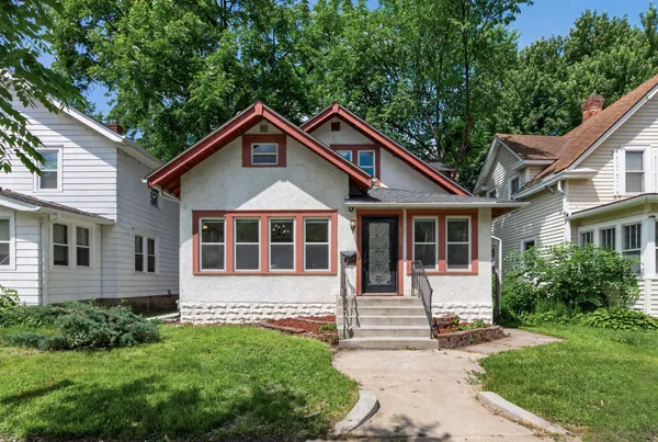 $275,000 | 2923 Russell Avenue North, Minneapolis, MN 55411