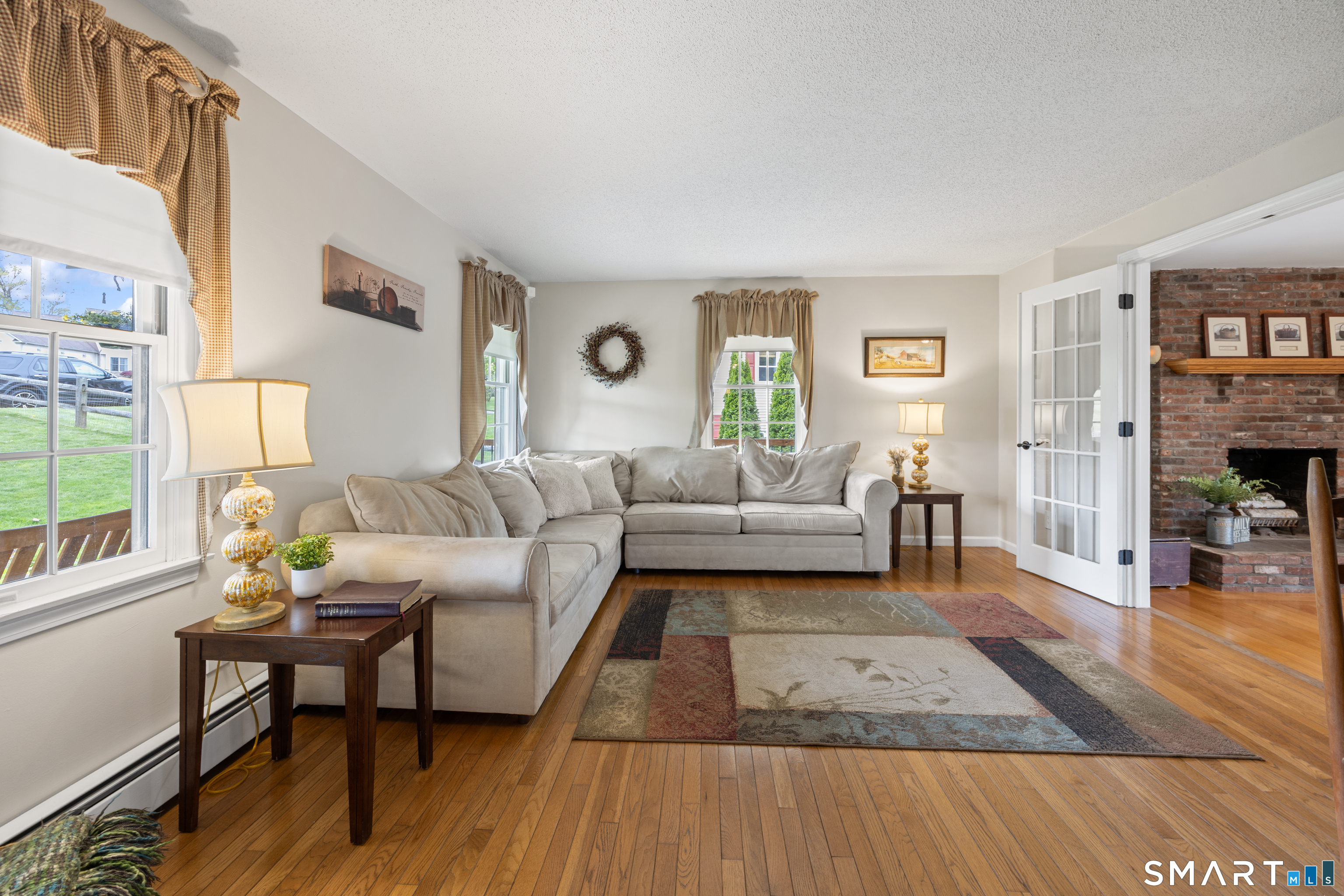 24 Concetta Lane Bristol, CT 06010 - Photo 11 of 40