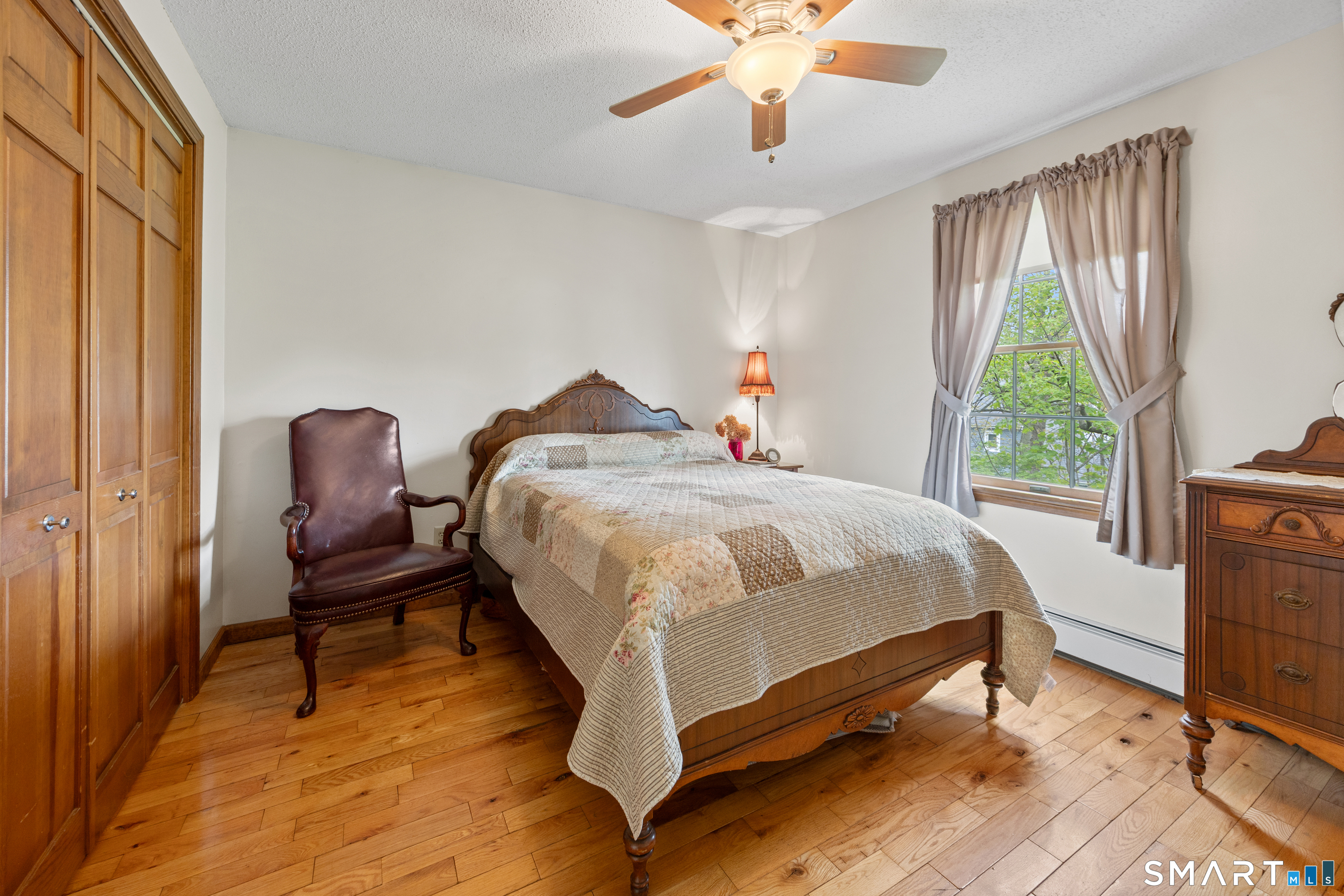 24 Concetta Lane Bristol, CT 06010 - Photo 14 of 40 Main Level