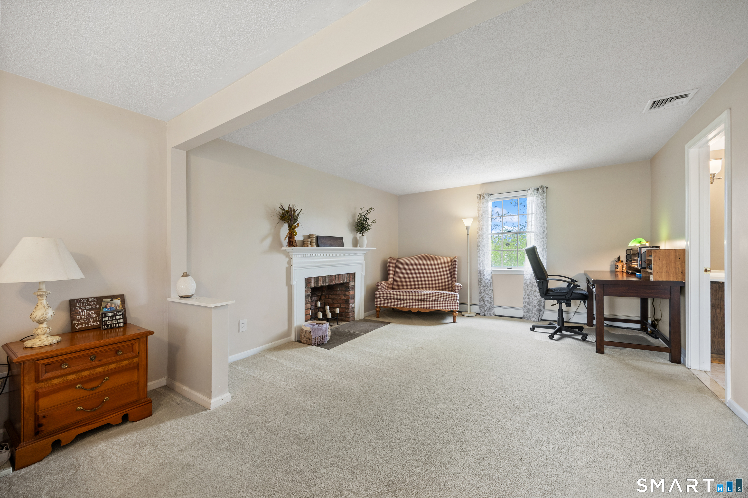 24 Concetta Lane Bristol, CT 06010 - Photo 19 of 40 Upper Level