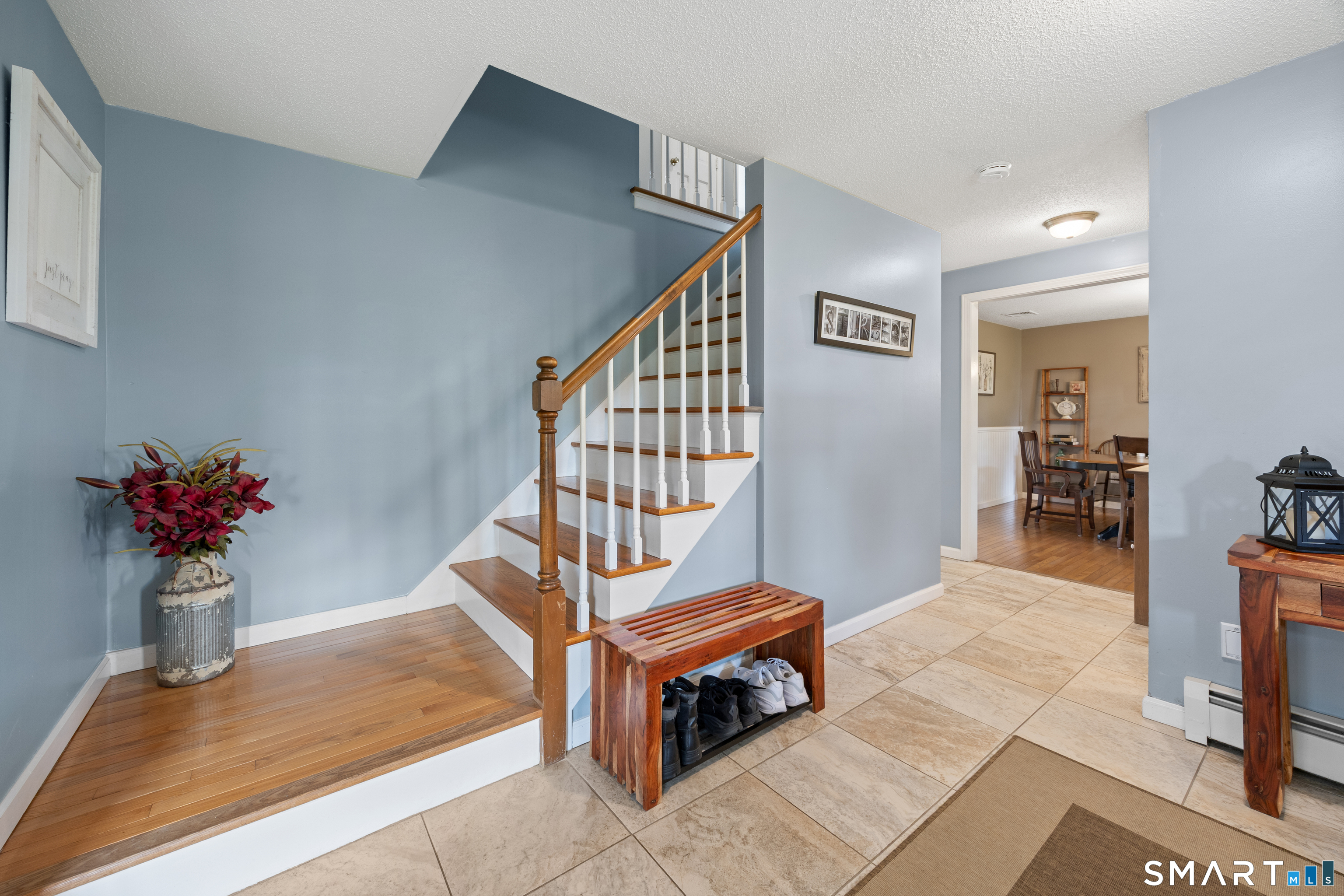 24 Concetta Lane Bristol, CT 06010 - Photo 3 of 40
