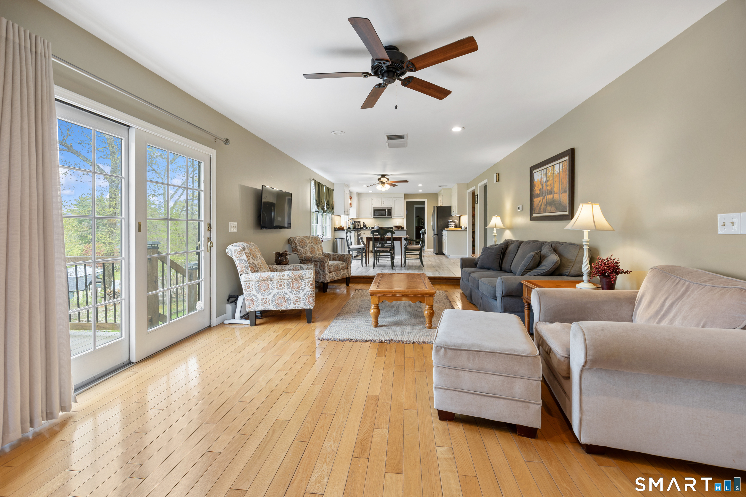 24 Concetta Lane Bristol, CT 06010 - Photo 9 of 40