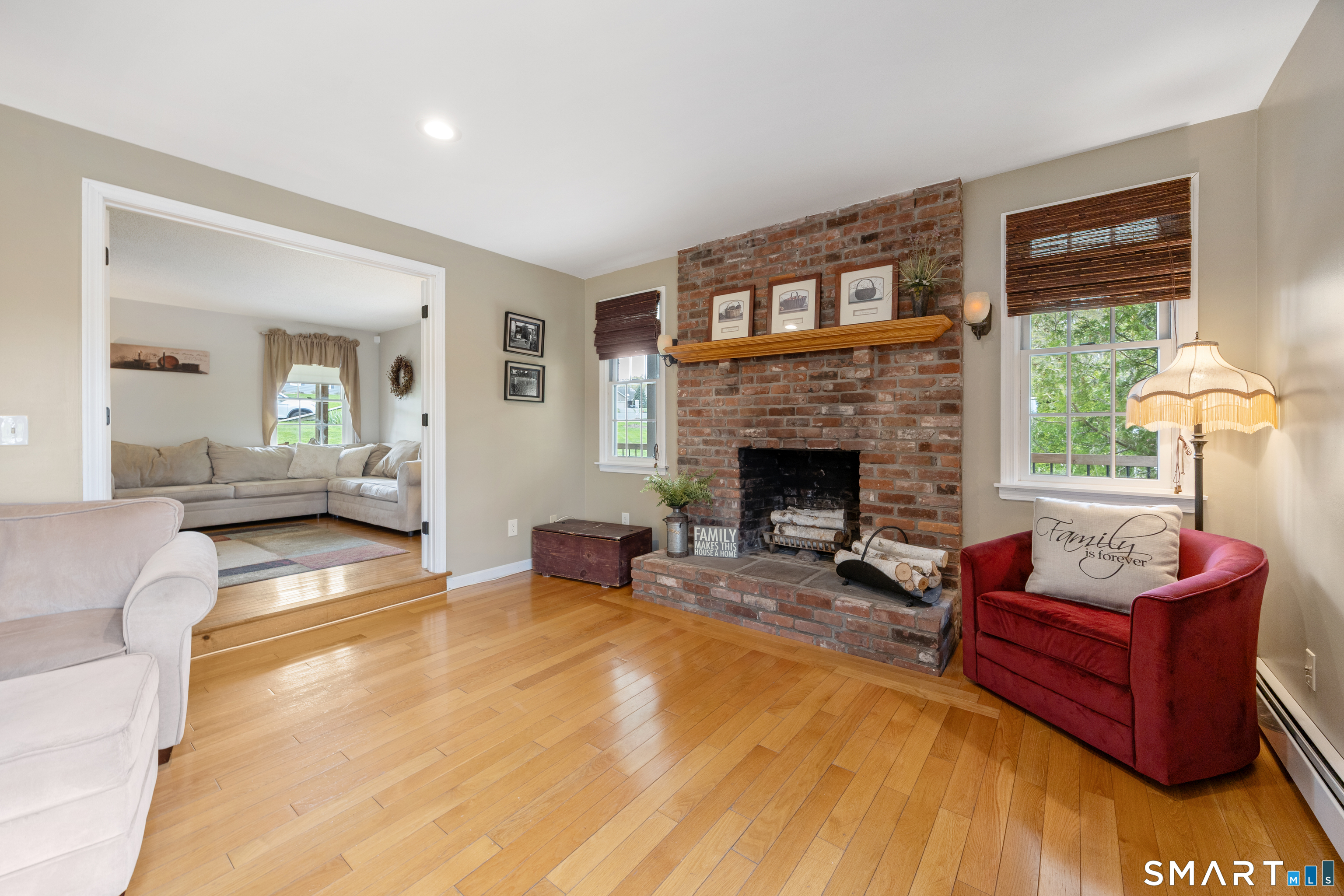 24 Concetta Lane Bristol, CT 06010 - Photo 10 of 40
