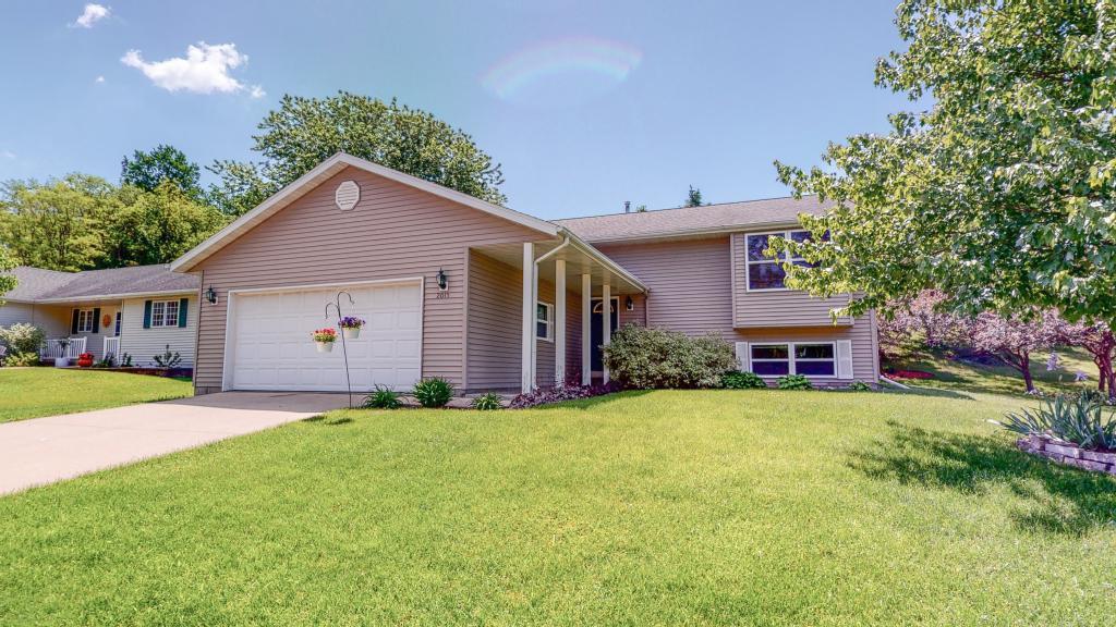 2015 Woodcrest Lane Southwest Rochester, MN 55902 - Photo 1 of 1 Gallery Image 1