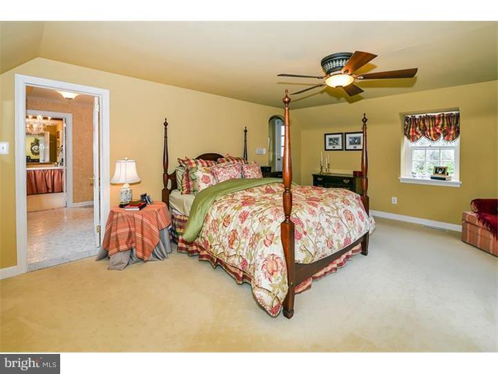 1334 Valley Road Jenkintown, PA 19046 - Photo 12 of 25