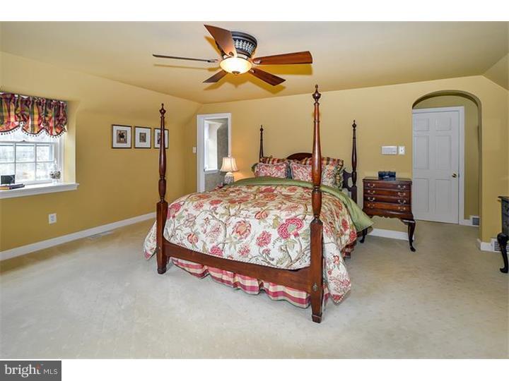 1334 Valley Road Jenkintown, PA 19046 - Photo 13 of 25