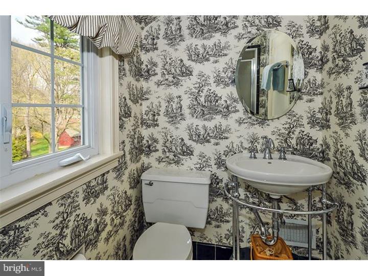 1334 Valley Road Jenkintown, PA 19046 - Photo 20 of 25
