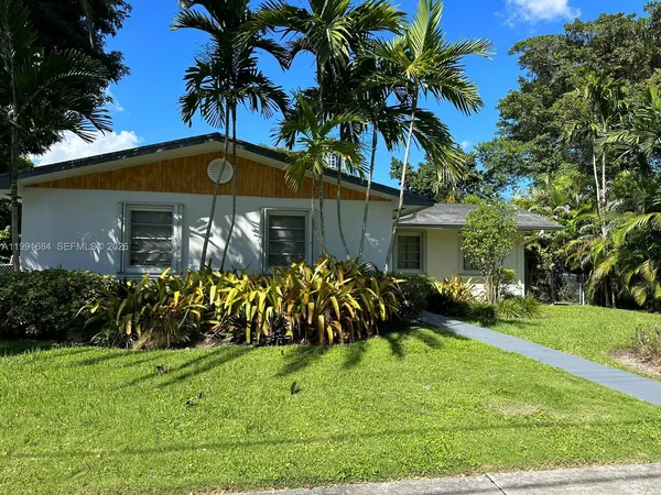 $4,500 | 3755 Oak Avenue, Miami, FL 33133