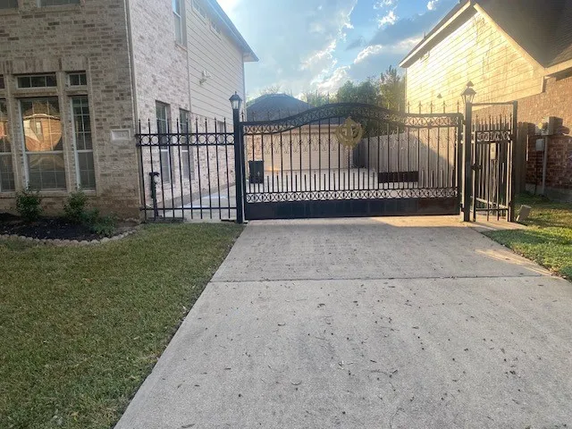 $3,600 | 3110 Aspen Hollow Lane, Sugar Land, TX 77479