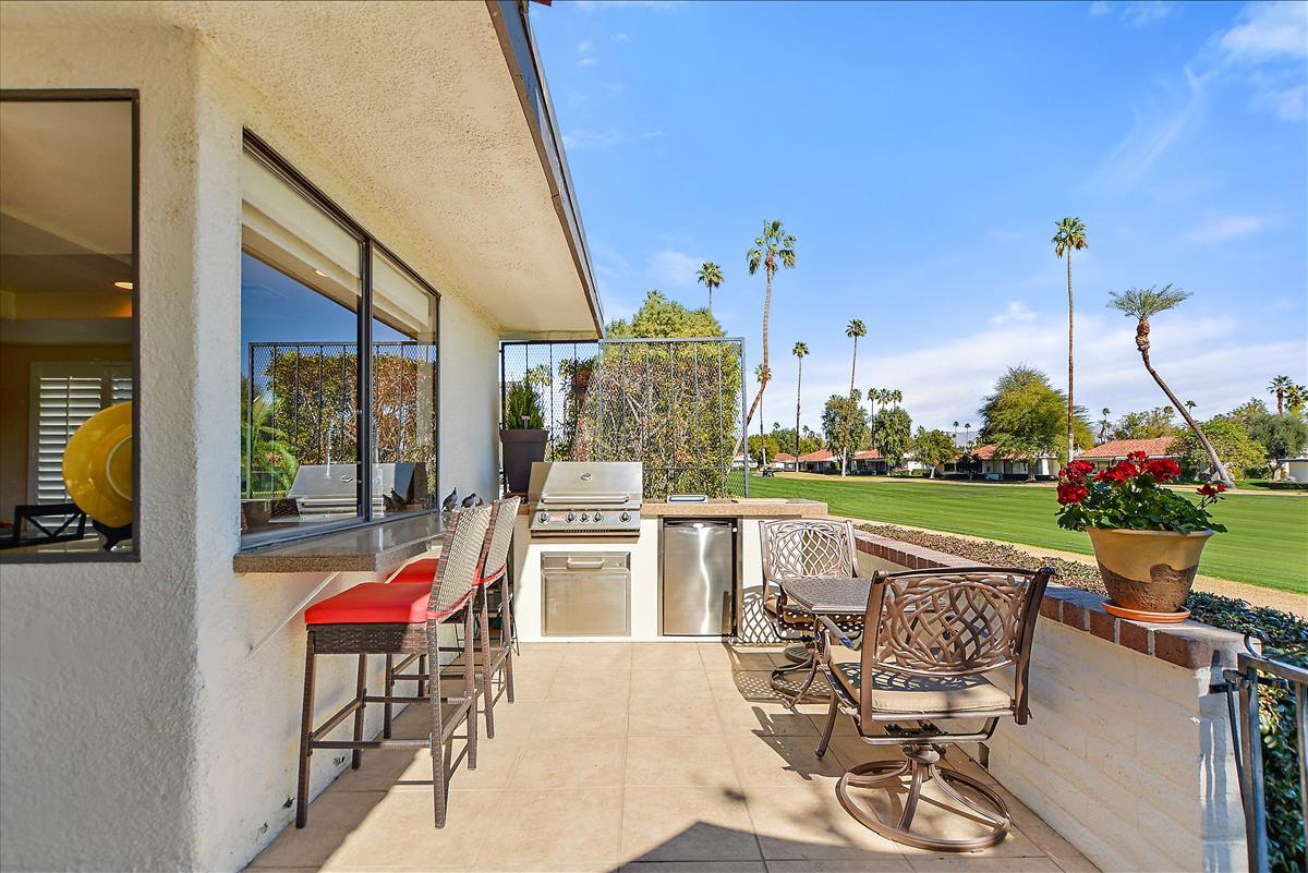 25 Leon Way Rancho Mirage, CA 92270 - Photo 16 of 34 Outdoor Kitchen