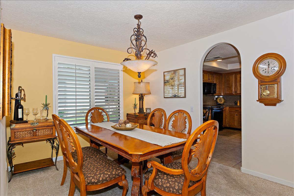 25 Leon Way Rancho Mirage, CA 92270 - Photo 6 of 34 Dining Room