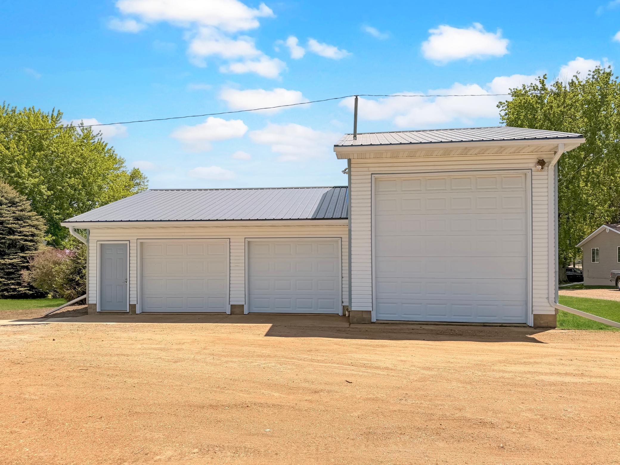 641 Summit Avenue Balaton, MN 56115 - Photo 10 of 34