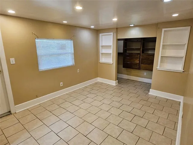 $2,145 | 2221 East Annie Street, Tampa, FL 33612