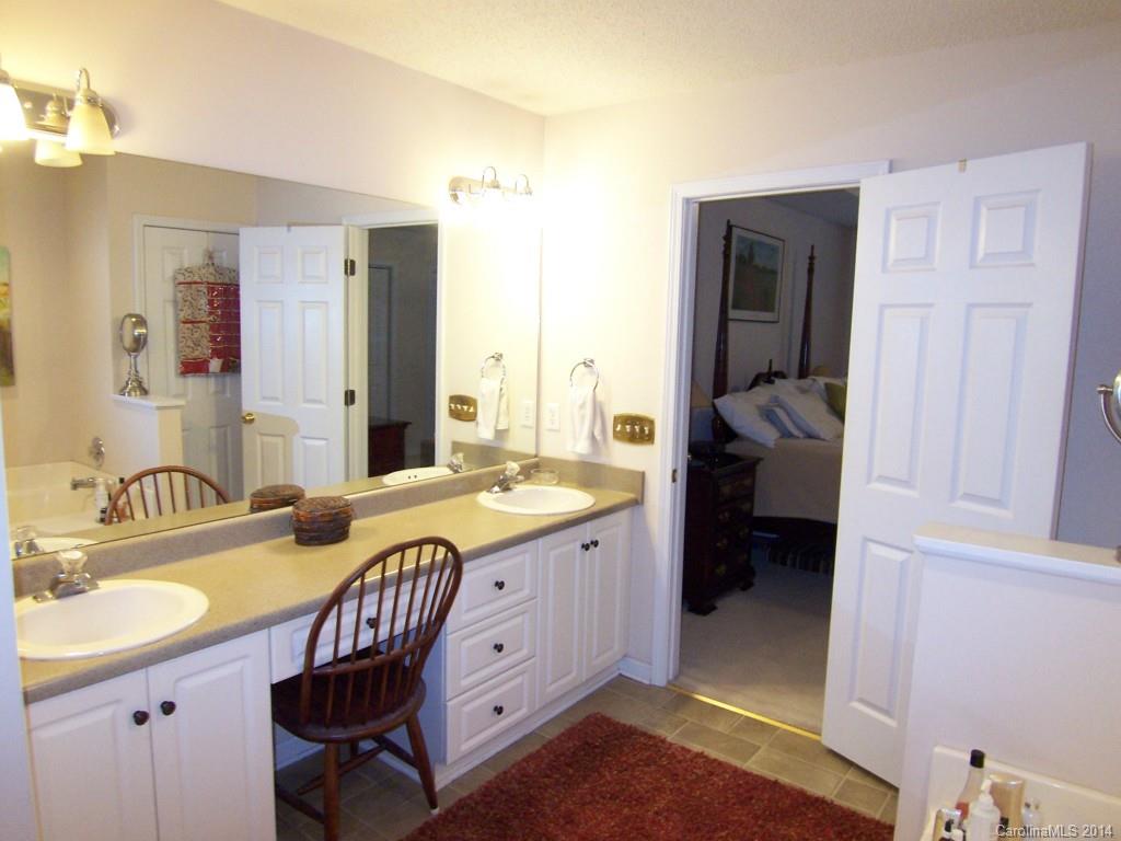 1432 Dove Landing Road York, SC 29745 - Photo 13 of 20 Gallery Image 13