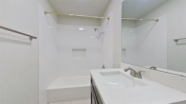 $1,550 | 502 West Norwood Circle, Arlington, TX 76013