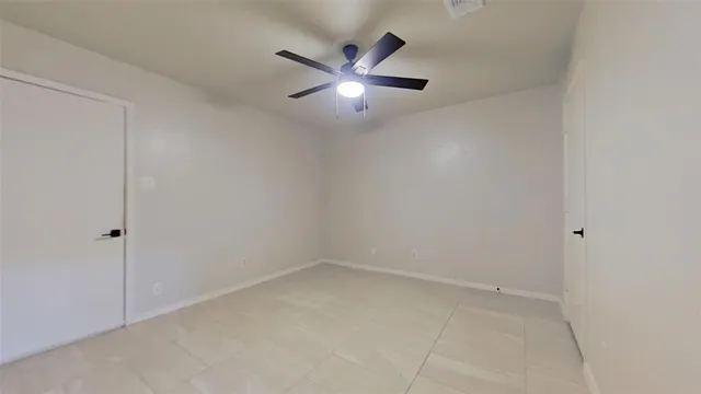 $1,550 | 502 West Norwood Circle, Arlington, TX 76013