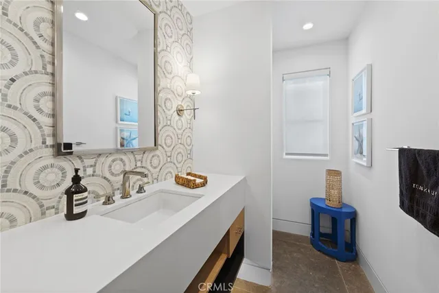 $75,000 | 2148 East Oceanfront, Newport Beach, CA 92661