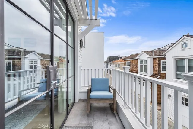 $75,000 | 2148 East Oceanfront, Newport Beach, CA 92661