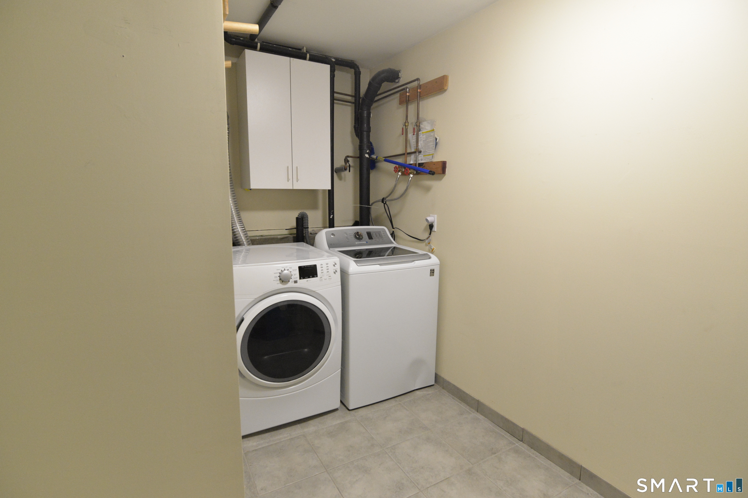 30 Great Hill Road Ansonia, CT 06401 - Photo 17 of 21