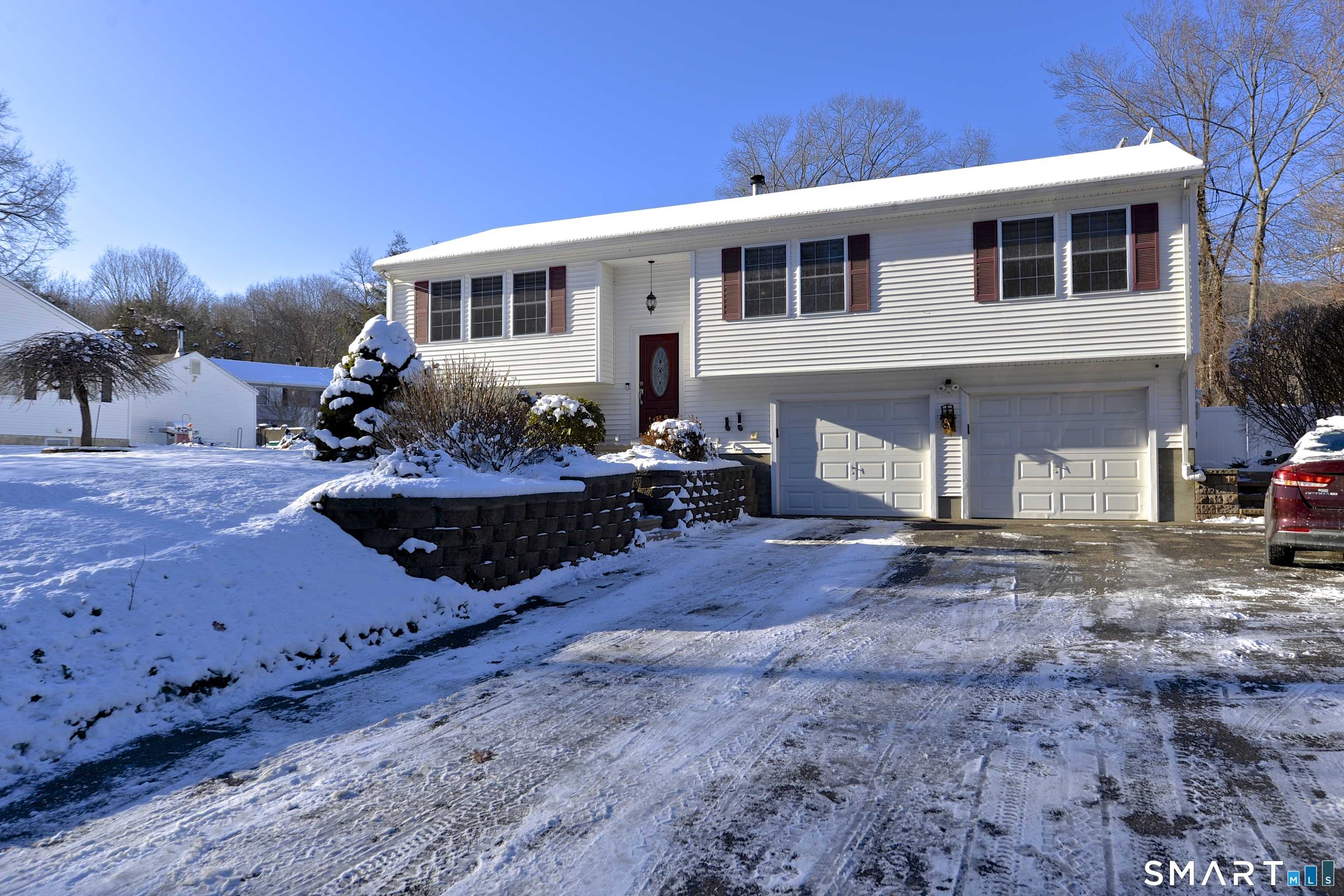 30 Great Hill Road Ansonia, CT 06401 - Photo 2 of 21