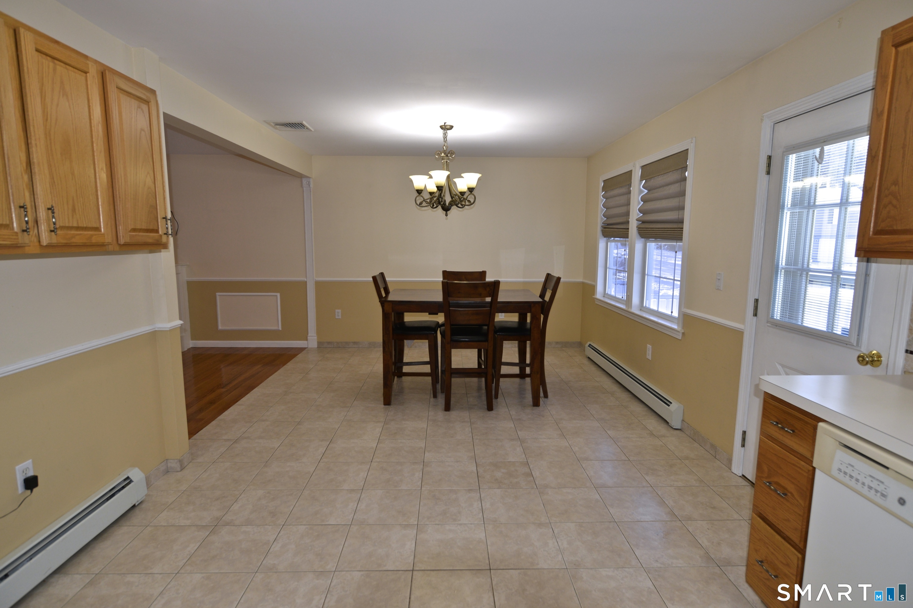 30 Great Hill Road Ansonia, CT 06401 - Photo 8 of 21