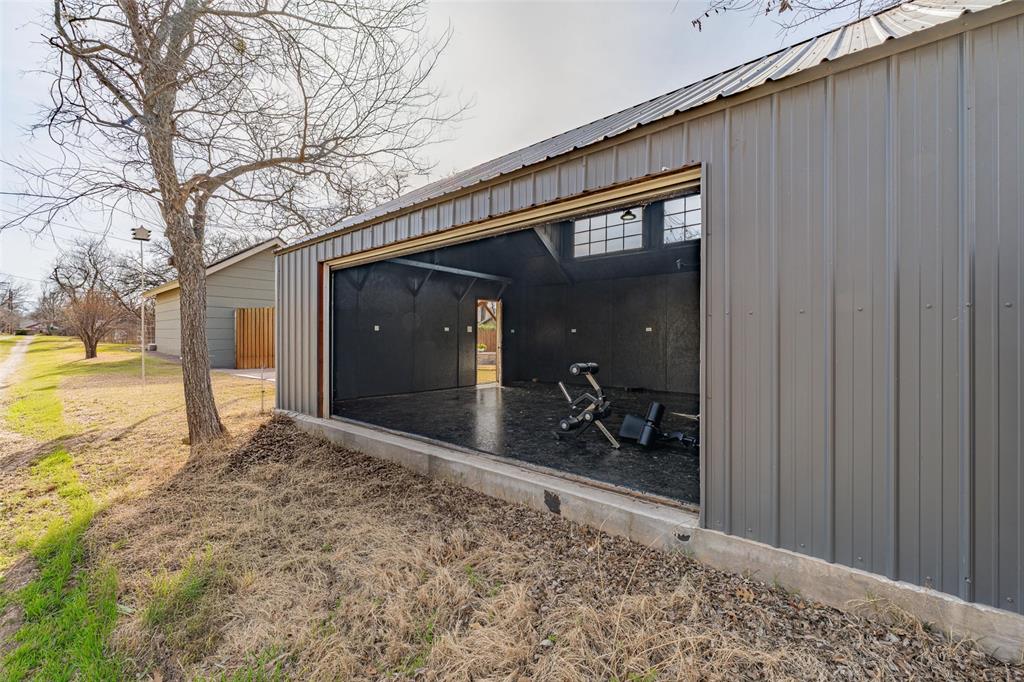 907 Cherry Street Graham, TX 76450 - Photo 38 of 40