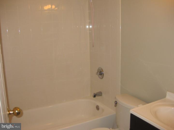 41 Black Walnut Road Levittown, PA 19057 - Photo 13 of 16 Bathroom