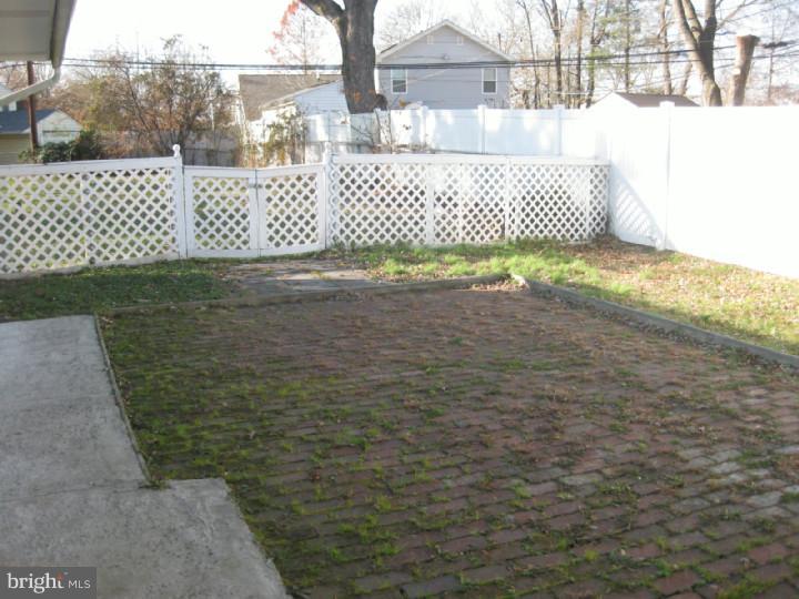 41 Black Walnut Road Levittown, PA 19057 - Photo 14 of 16 Exterior Side