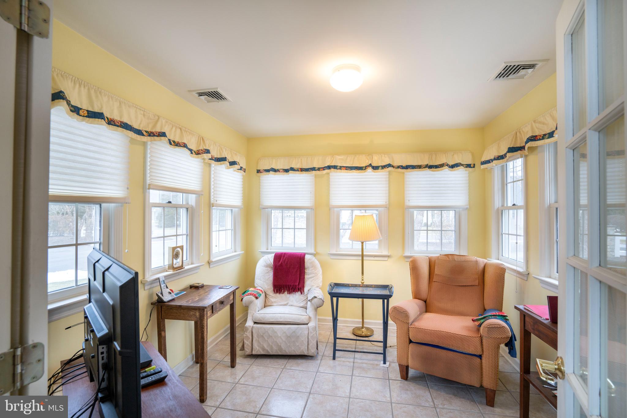 3301 Shellers Bend, Unit 952 State College, PA 16801 - Photo 3 of 8