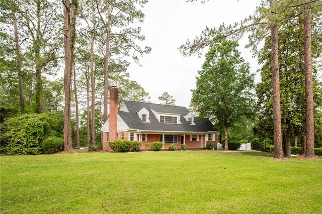$269,000 | 1701 Satilla Boulevard, Waycross, GA 31501
