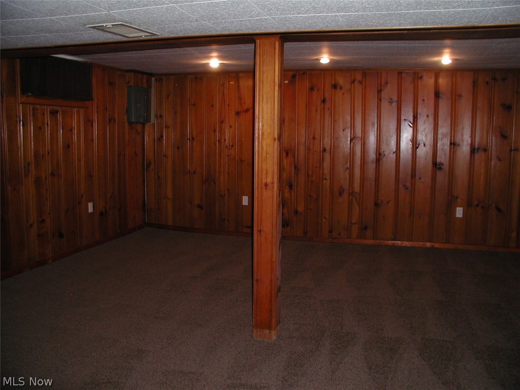 1206 Krumroy Road Akron, OH 44306 - Photo 14 of 21