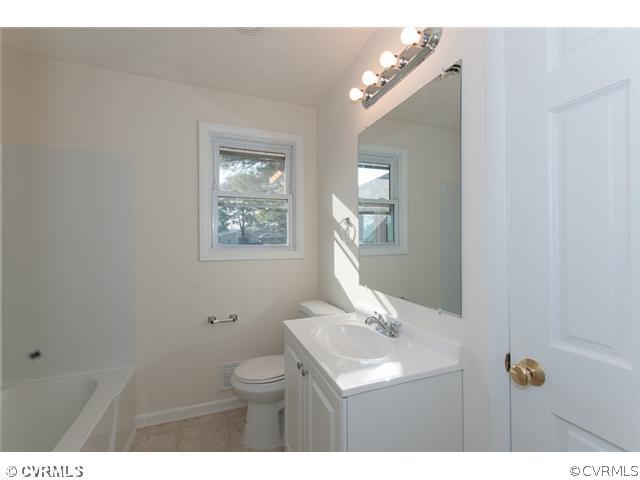 2911 Breezy Road Virginia Beach, VA 23451 - Photo 19 of 24 Master Bath