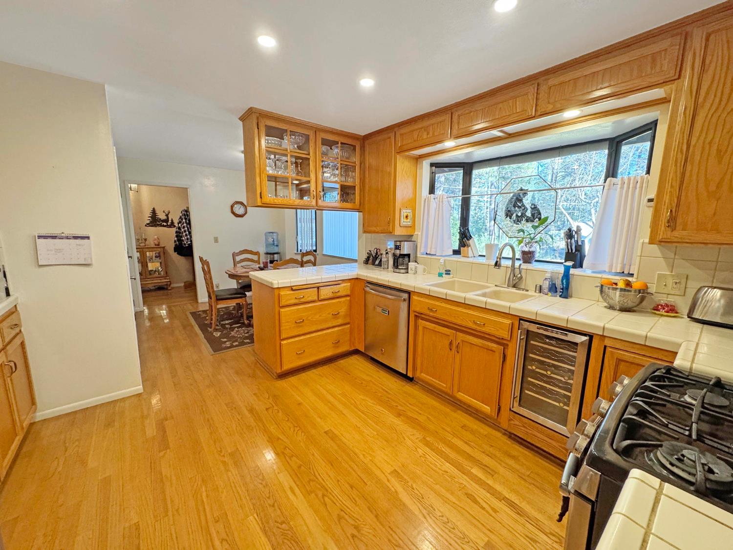 17713 Alexandra Way Grass Valley, CA 95949 - Photo 3 of 32