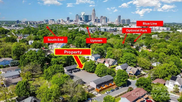 a street sign that is sitting in the middle of a field
