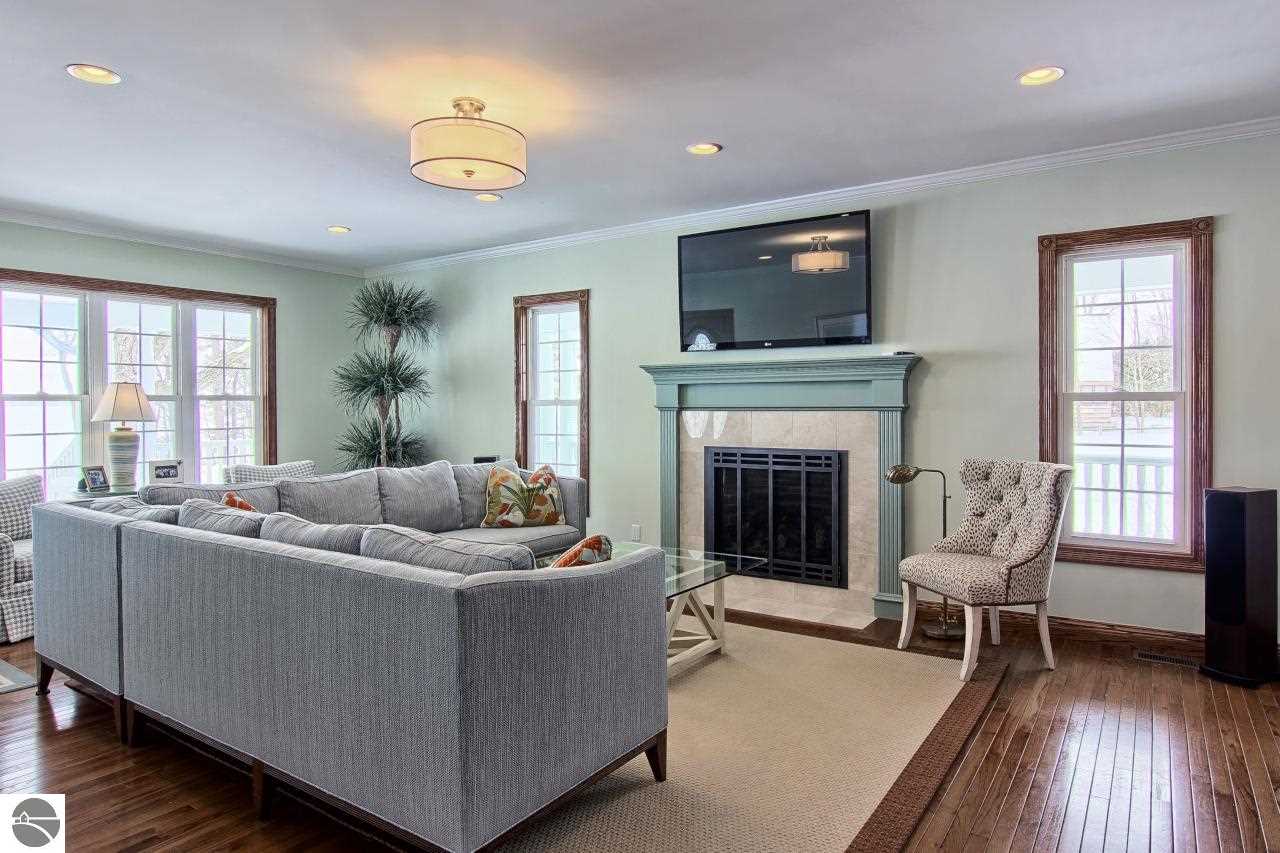 11333 Bluff Road Traverse City, MI 49686 - Photo 13 of 52 1804011-12.JPG