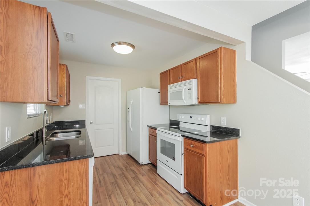 152 Oliver Street York, SC 29745 - Photo 7 of 15