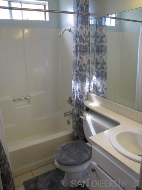 4704 Sunrise Ridge Oceanside, CA 92056 - Photo 19 of 25 Gallery Image 19