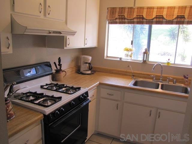 4704 Sunrise Ridge Oceanside, CA 92056 - Photo 10 of 25 Gallery Image 10