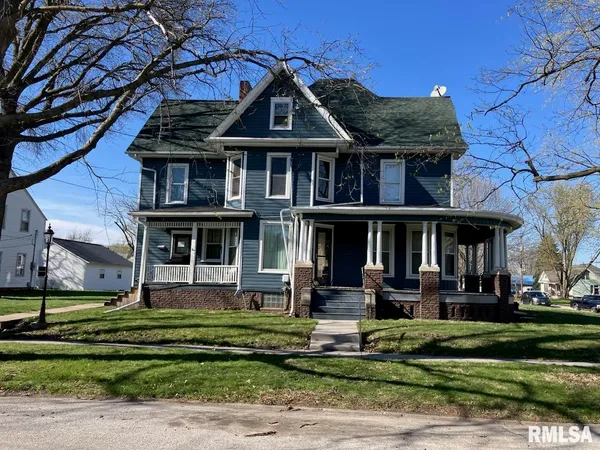 $265,000 | 204 West Clinton Avenue, Monmouth, IL 61462