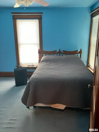 $265,000 | 204 West Clinton Avenue, Monmouth, IL 61462