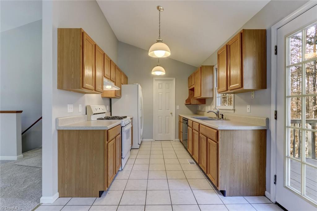 8327 Stafford Mill Road Oak Ridge, NC 27310 - Photo 12 of 33