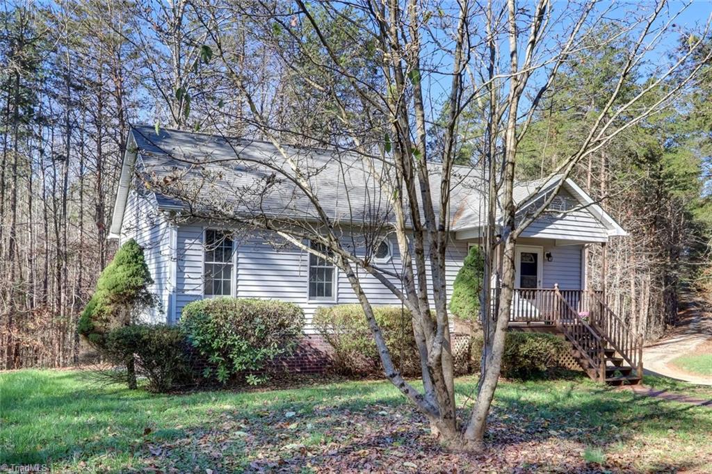 8327 Stafford Mill Road Oak Ridge, NC 27310 - Photo 5 of 33