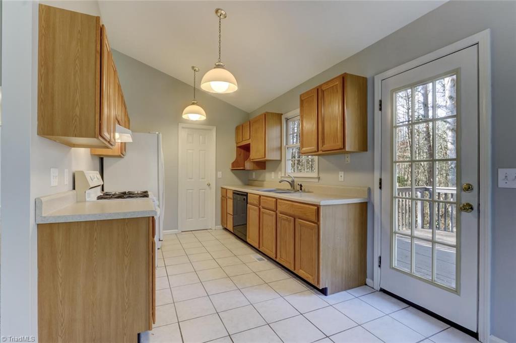 8327 Stafford Mill Road Oak Ridge, NC 27310 - Photo 10 of 33
