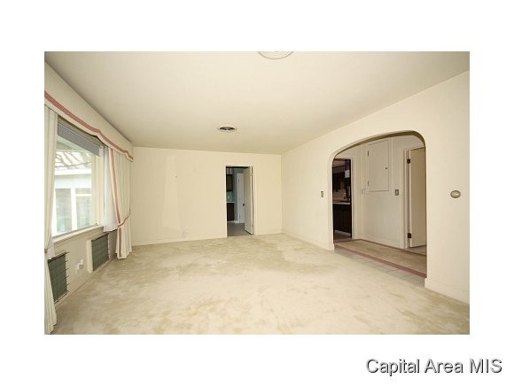 29 Hawthorne Lane Springfield, IL 62712 - Photo 15 of 24 Gallery Image 15