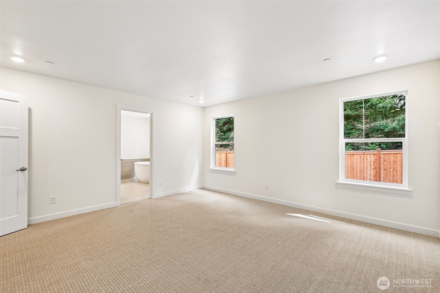 24323 13 Avenue Southeast, Unit CR20 Bothell, WA 98021 - Photo 28 of 39