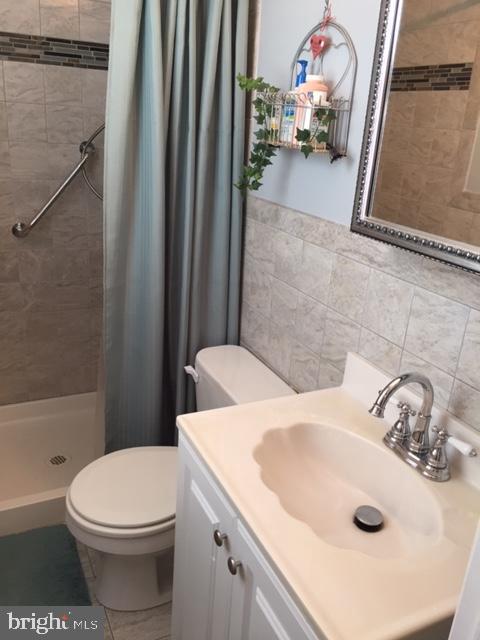 911 Lavera Road Warminster, PA 18974 - Photo 14 of 33 Updated master bath offers beautiful utility.