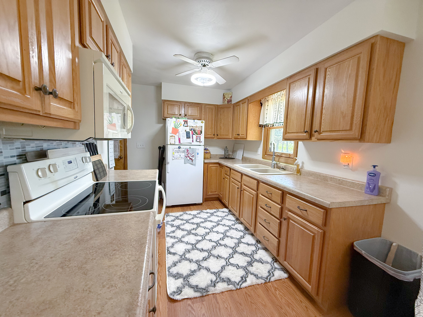 31535 East Thome Road Rock Falls, IL 61071 - Photo 10 of 31 a kitchen with a cabinets and appliances