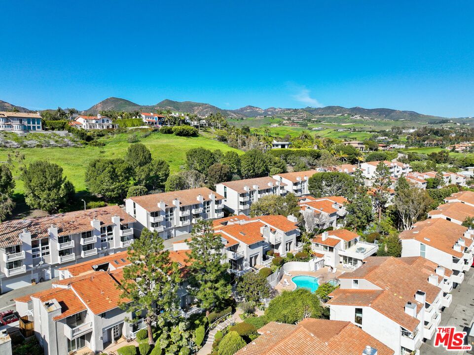 28244 Rey De Copas Lane Malibu, CA 90265 - Photo 30 of 31 an aerial view of residential houses with outdoor space and river